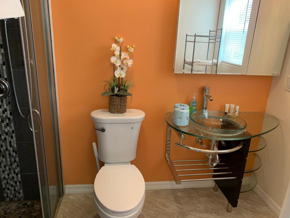 ~ Cozy In-Law Apartment Close To Siesta Key ~ ساراسوتا المظهر الخارجي الصورة