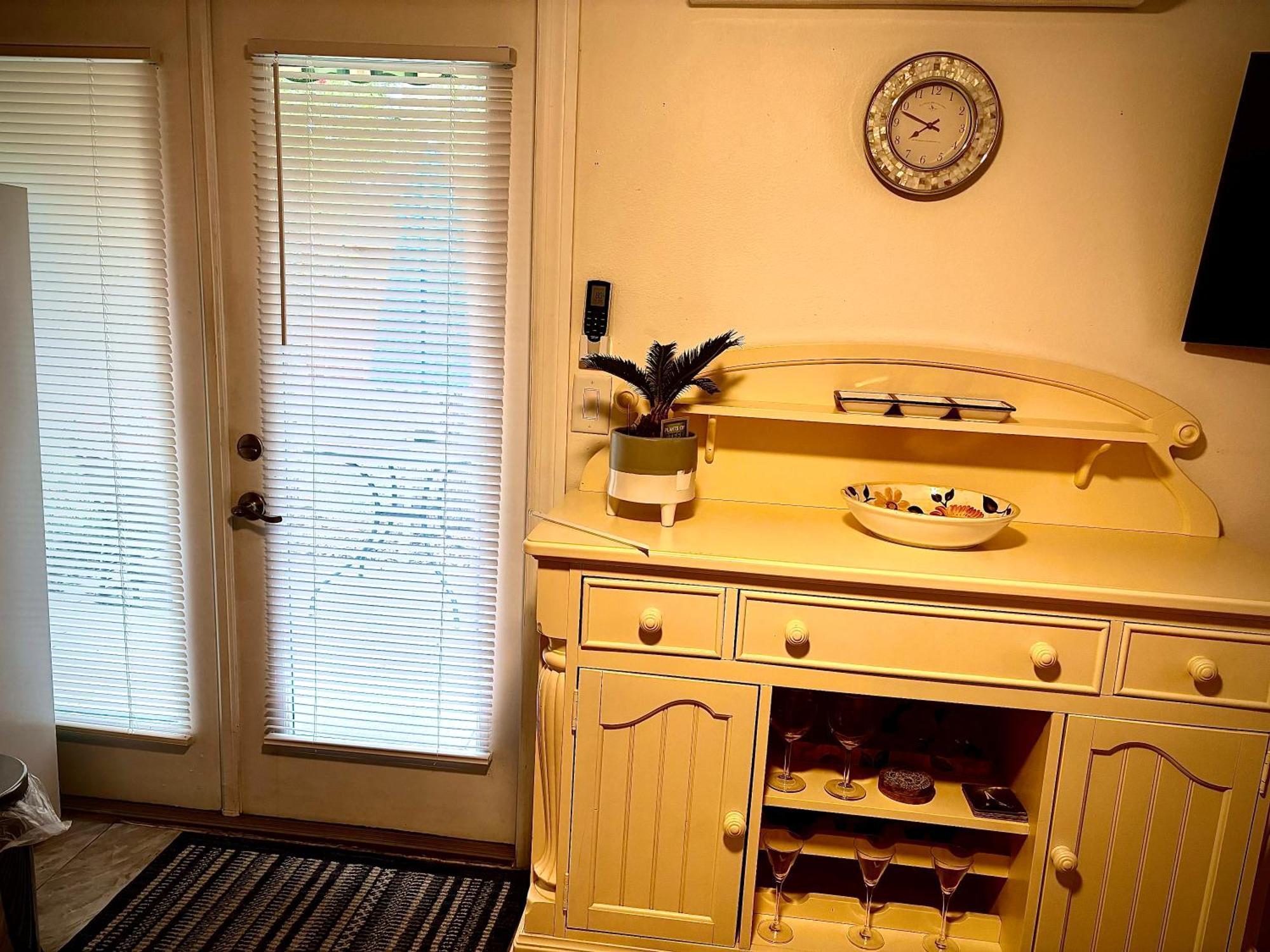 ~ Cozy In-Law Apartment Close To Siesta Key ~ ساراسوتا المظهر الخارجي الصورة